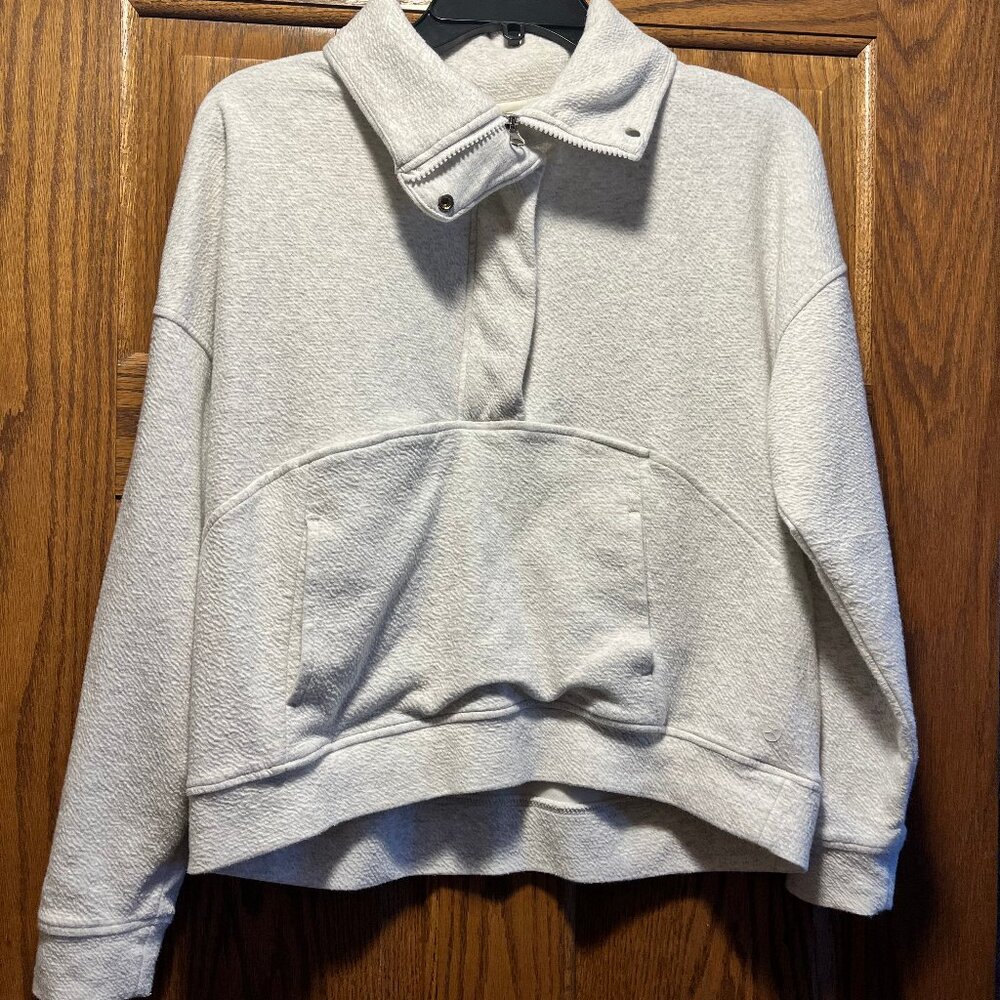 Danskin Half Zip Pullover Sweatshirt Light Gray Cropped Size Small